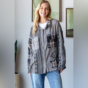 OLI & HALI Women’s STAR PATCHWORK BUTTON DOWN SHIRT (black)